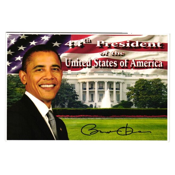 Barack Obama 44th President US Postcard White House American Flag Collectible - Picture 1 of 2
